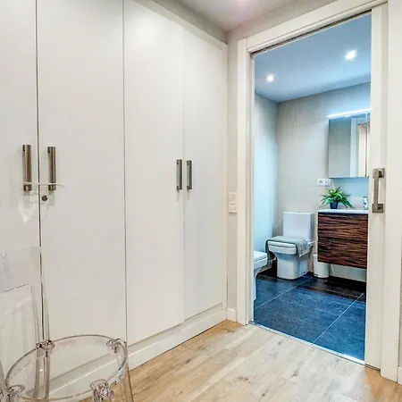 Luxe By Hello Homes *